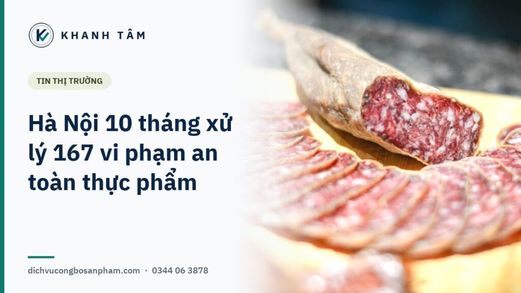 Lát xúc xích thịt chế biến trên thớt gỗ, minh họa nhóm giò chả bị kiểm tra an toàn thực phẩm